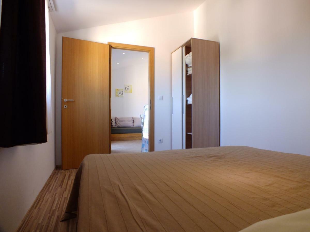 Apartmani Barisic Brodarica  Exterior photo